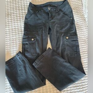 Duluth Trading Co Curvesetter Cargo Pants, 2X33